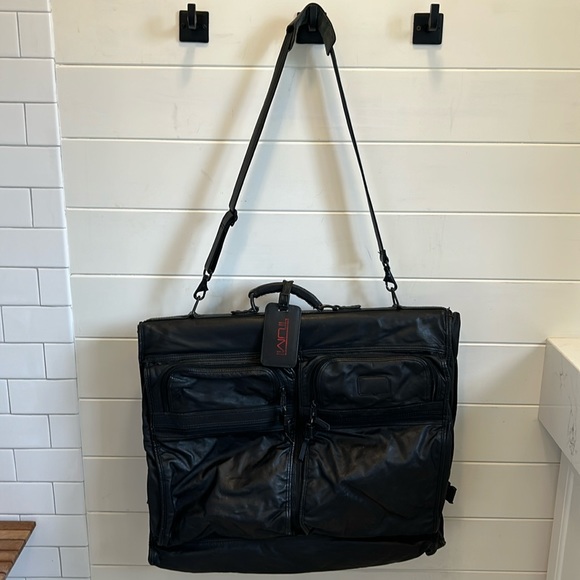 1980s VintageTumi Leather 3 Suiter Bag